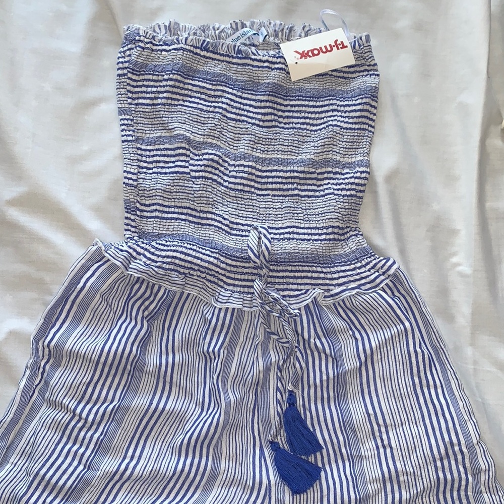 NWT Romper/ jumpsuit 💙🤍